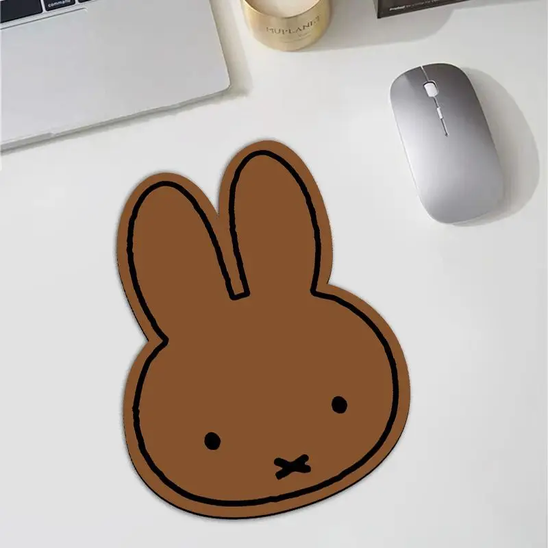 แผ่นรองเมาส์รูปกระต่ายมิฟฟี่น่ - Office Furniture Design บทวิจารณ์และราคา